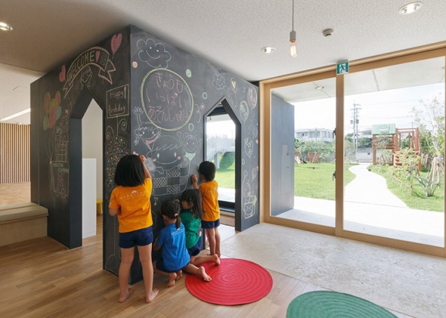 Hanazono-Kindergarten-Nursery-Okinawa-Japan_dezeen_784_4